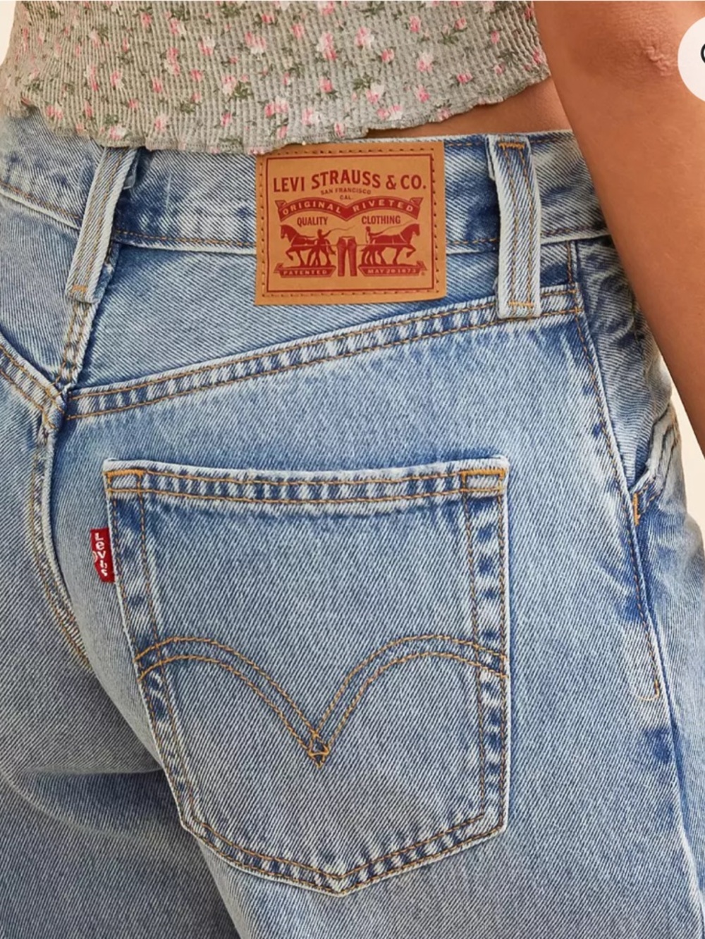 Levi's ‘94 Baggy Wide Leg Jeans - Picture 11 of 13